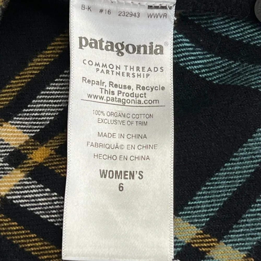 Womens Patagonia Long Sleeve Button Down Outdoor Flannel Plaid Shirt Size 6 EUC - Picture 4 of 4